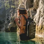 Czarny wodoodporny plecak na dłuższe podróże i przygody – Zulupack® Indy 40L